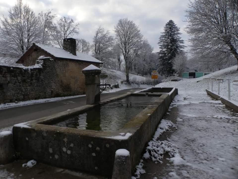 Gite Au Coeur Du Jura Entre Comte Et Vin Jaune, Gite Vin Jaune Chamole Екстериор снимка